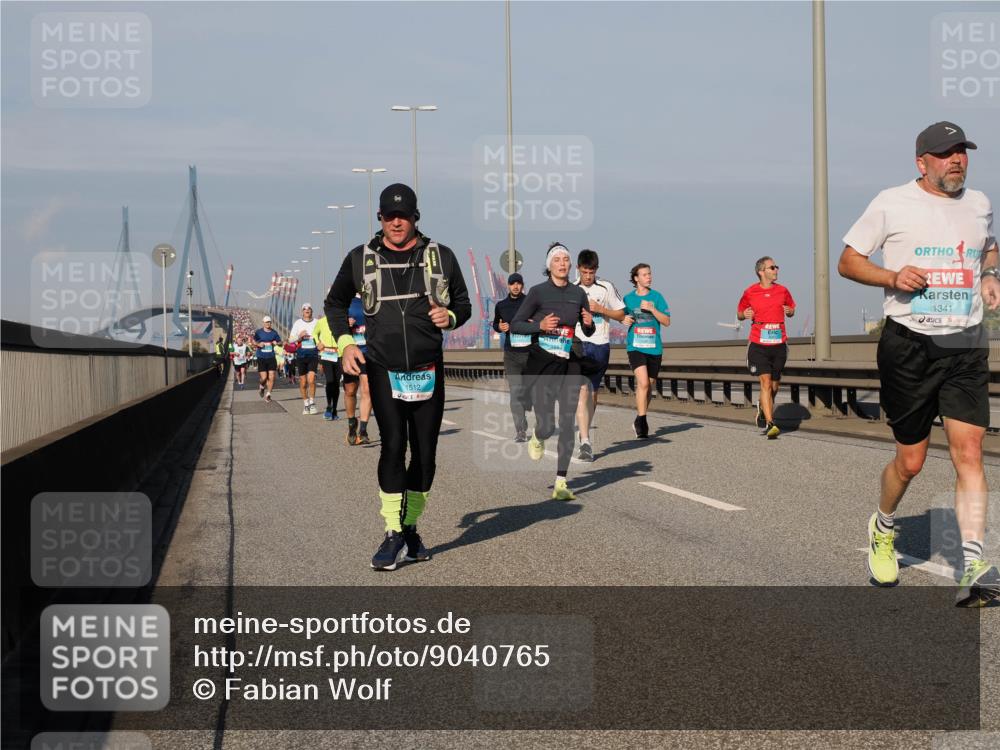 03.10.2025 - Köhlbrandbrückenlauf Fabian Wolf http://msf.ph/oto/9040765 03.10.2025 09:54:41 Position 3 1512, 1341 meine-sportfotos.de