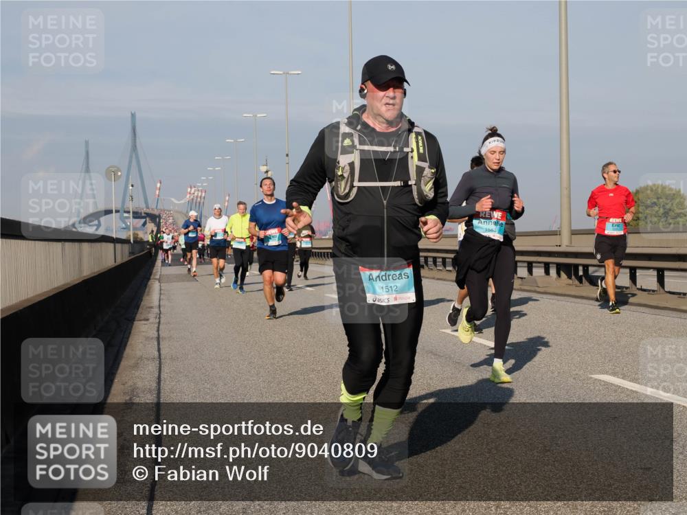 03.10.2025 - Köhlbrandbrückenlauf Fabian Wolf http://msf.ph/oto/9040809 03.10.2025 09:54:43 Position 3 1512, 1583 meine-sportfotos.de