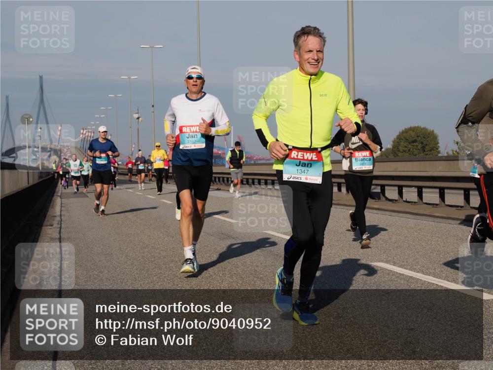 03.10.2025 - Köhlbrandbrückenlauf Fabian Wolf http://msf.ph/oto/9040952 03.10.2025 09:54:51 Position 3 3167, 1347, 2471 meine-sportfotos.de