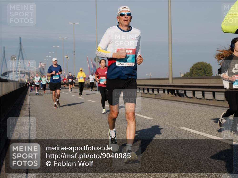 03.10.2025 - Köhlbrandbrückenlauf Fabian Wolf http://msf.ph/oto/9040985 03.10.2025 09:54:52 Position 3 3167 meine-sportfotos.de