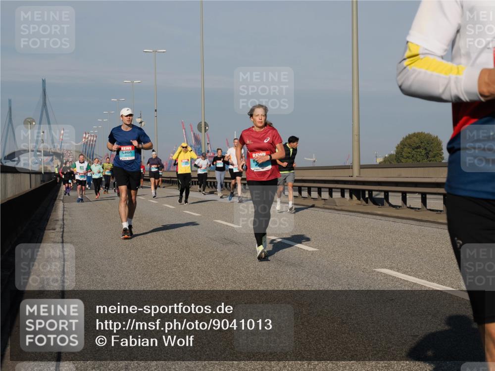 03.10.2025 - Köhlbrandbrückenlauf Fabian Wolf http://msf.ph/oto/9041013 03.10.2025 09:54:53 Position 3  meine-sportfotos.de