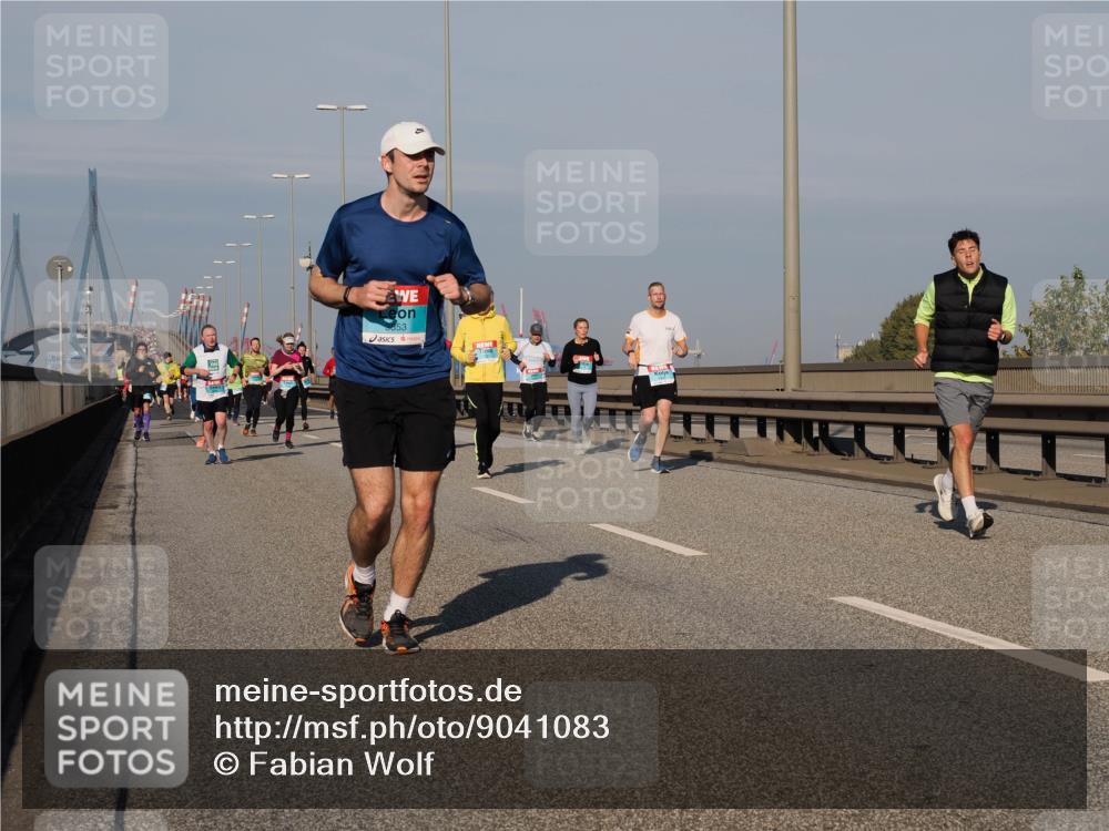 03.10.2025 - Köhlbrandbrückenlauf Fabian Wolf http://msf.ph/oto/9041083 03.10.2025 09:54:56 Position 3 3653 meine-sportfotos.de