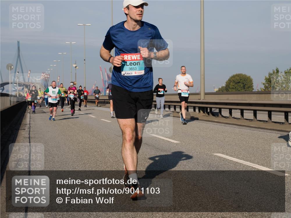 03.10.2025 - Köhlbrandbrückenlauf Fabian Wolf http://msf.ph/oto/9041103 03.10.2025 09:54:57 Position 3 3653 meine-sportfotos.de
