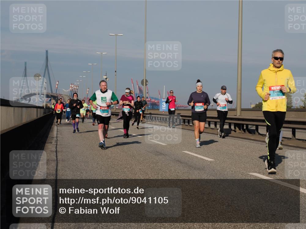 03.10.2025 - Köhlbrandbrückenlauf Fabian Wolf http://msf.ph/oto/9041105 03.10.2025 09:55:01 Position 3 1701 meine-sportfotos.de
