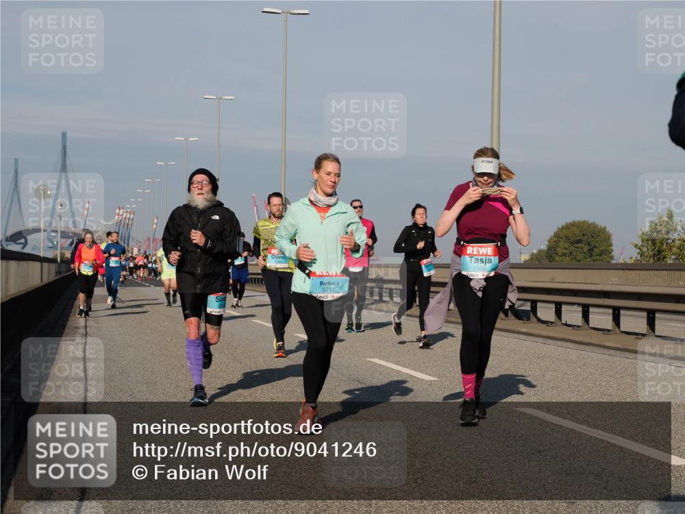 03.10.2025 - Köhlbrandbrückenlauf Fabian Wolf http://msf.ph/oto/9041246 03.10.2025 09:55:06 Position 3 3717, 1568 meine-sportfotos.de