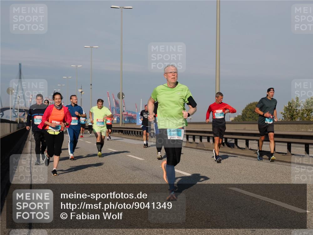 03.10.2025 - Köhlbrandbrückenlauf Fabian Wolf http://msf.ph/oto/9041349 03.10.2025 09:55:11 Position 3 1233, 1802 meine-sportfotos.de