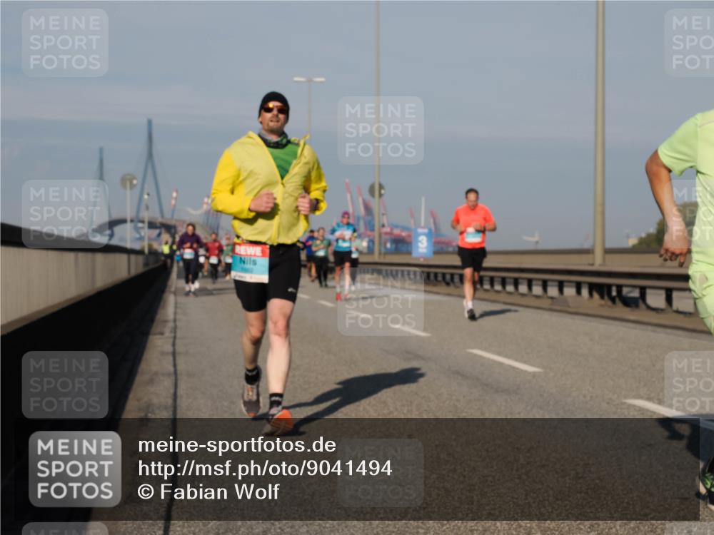 03.10.2025 - Köhlbrandbrückenlauf Fabian Wolf http://msf.ph/oto/9041494 03.10.2025 09:55:17 Position 3  meine-sportfotos.de