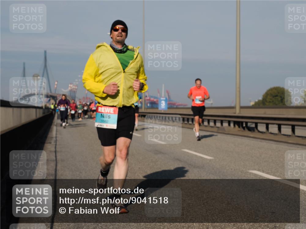 03.10.2025 - Köhlbrandbrückenlauf Fabian Wolf http://msf.ph/oto/9041518 03.10.2025 09:55:18 Position 3 1662 meine-sportfotos.de