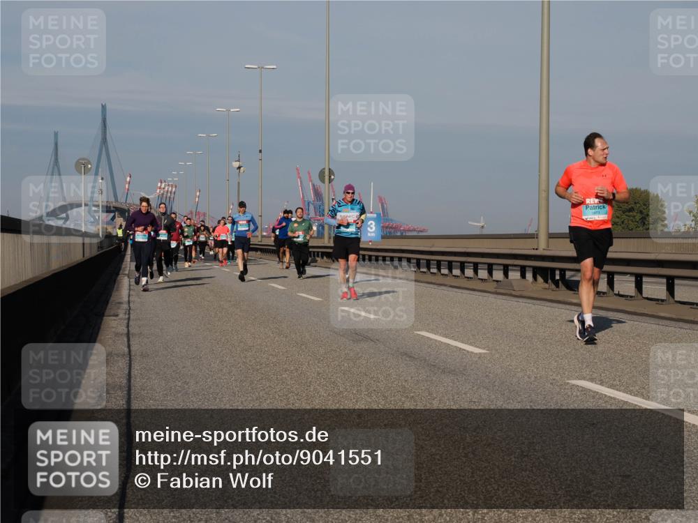 03.10.2025 - Köhlbrandbrückenlauf Fabian Wolf http://msf.ph/oto/9041551 03.10.2025 09:55:20 Position 3 3, 1973 meine-sportfotos.de