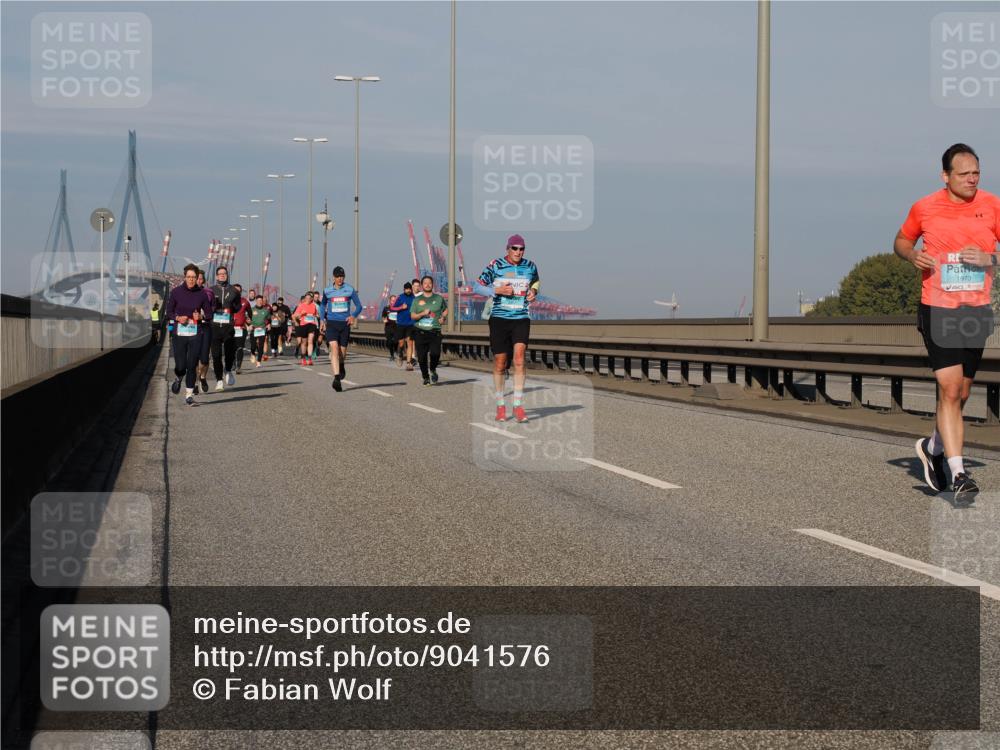 03.10.2025 - Köhlbrandbrückenlauf Fabian Wolf http://msf.ph/oto/9041576 03.10.2025 09:55:21 Position 3 1973 meine-sportfotos.de