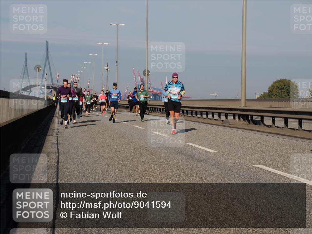 03.10.2025 - Köhlbrandbrückenlauf Fabian Wolf http://msf.ph/oto/9041594 03.10.2025 09:55:21 Position 3  meine-sportfotos.de