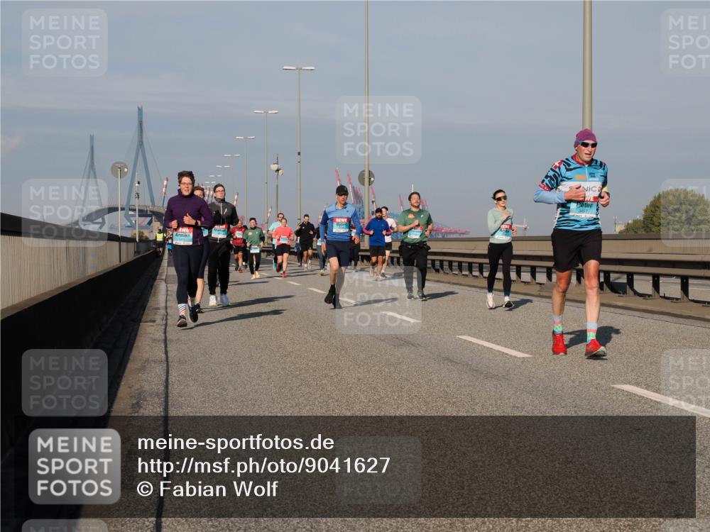 03.10.2025 - Köhlbrandbrückenlauf Fabian Wolf http://msf.ph/oto/9041627 03.10.2025 09:55:24 Position 3 3457 meine-sportfotos.de