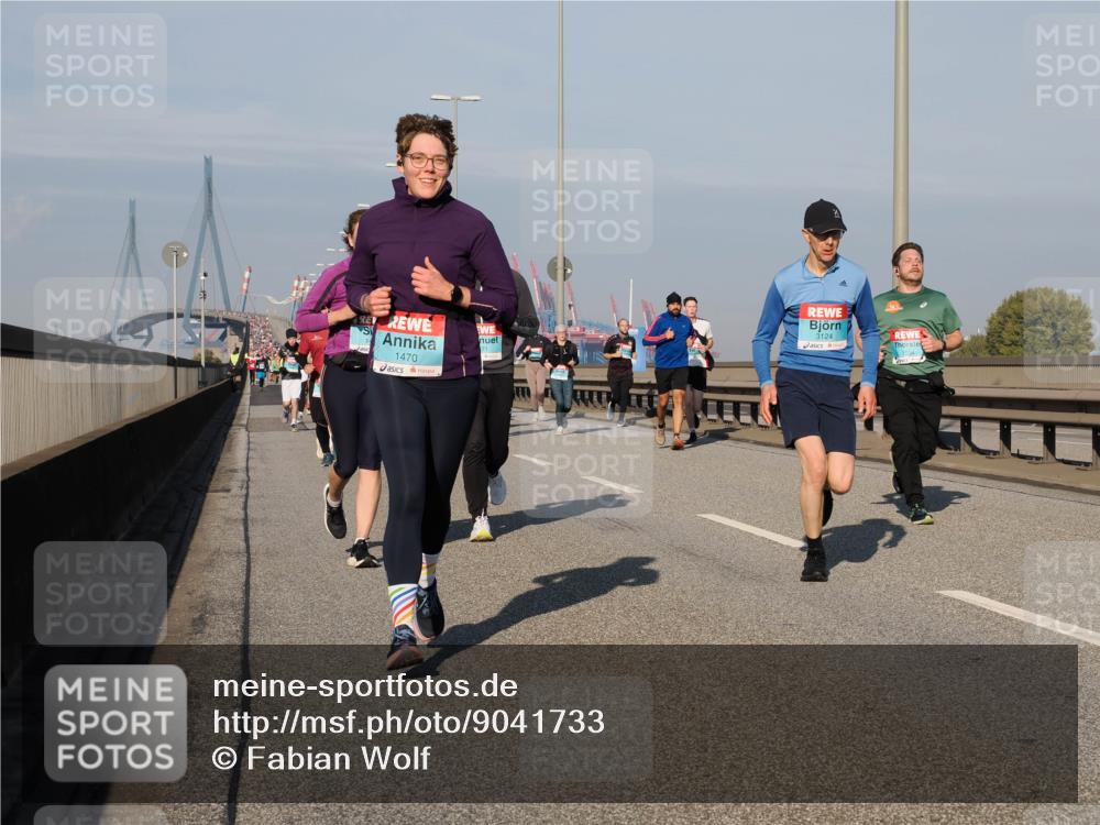 03.10.2025 - Köhlbrandbrückenlauf Fabian Wolf http://msf.ph/oto/9041733 03.10.2025 09:55:27 Position 3 1470, 3124 meine-sportfotos.de