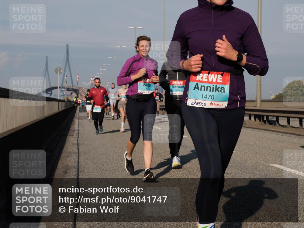 03.10.2025 - Köhlbrandbrückenlauf Fabian Wolf http://msf.ph/oto/9041747 03.10.2025 09:55:29 Position 3 1444, 1871, 1470 meine-sportfotos.de