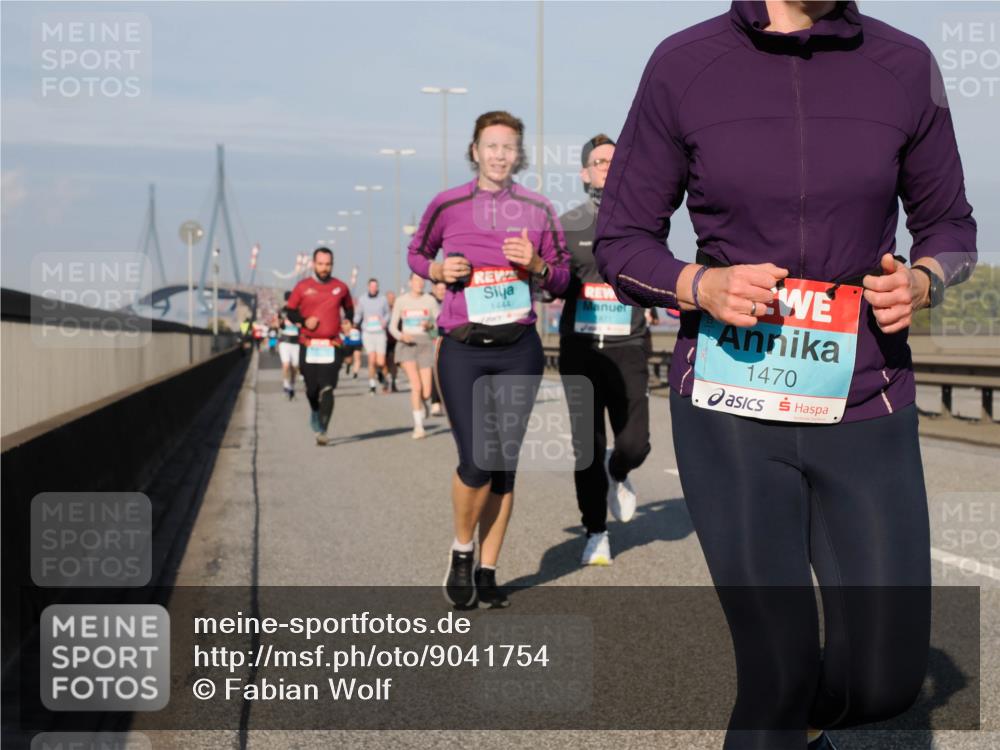 03.10.2025 - Köhlbrandbrückenlauf Fabian Wolf http://msf.ph/oto/9041754 03.10.2025 09:55:29 Position 3 1444, 1470 meine-sportfotos.de