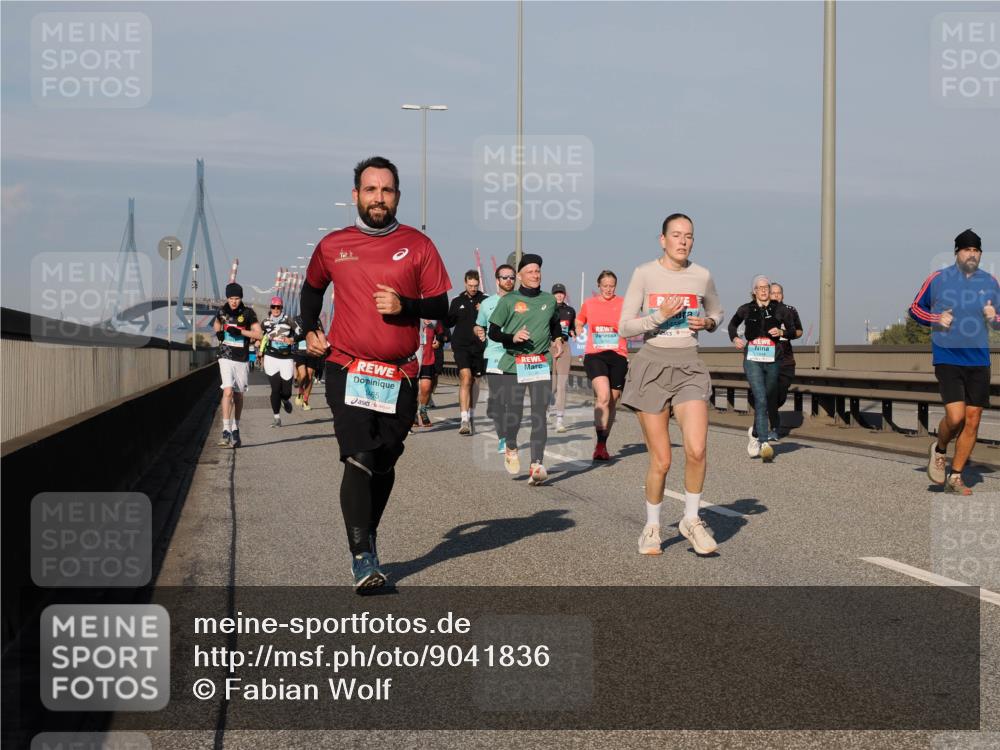 03.10.2025 - Köhlbrandbrückenlauf Fabian Wolf http://msf.ph/oto/9041836 03.10.2025 09:55:32 Position 3 1465, 1044 meine-sportfotos.de