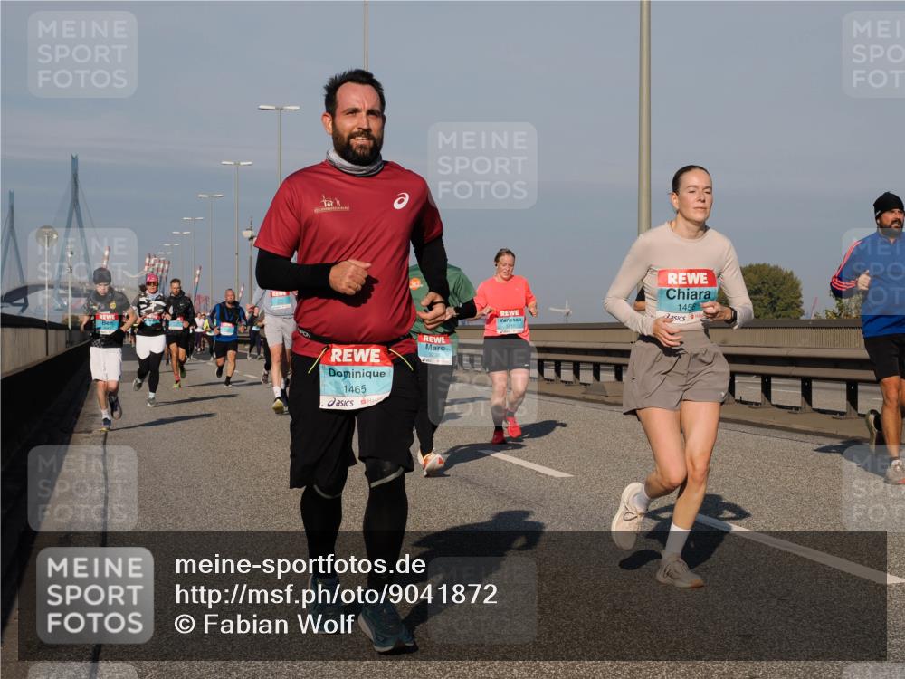 03.10.2025 - Köhlbrandbrückenlauf Fabian Wolf http://msf.ph/oto/9041872 03.10.2025 09:55:33 Position 3 1465, 3238, 1458 meine-sportfotos.de