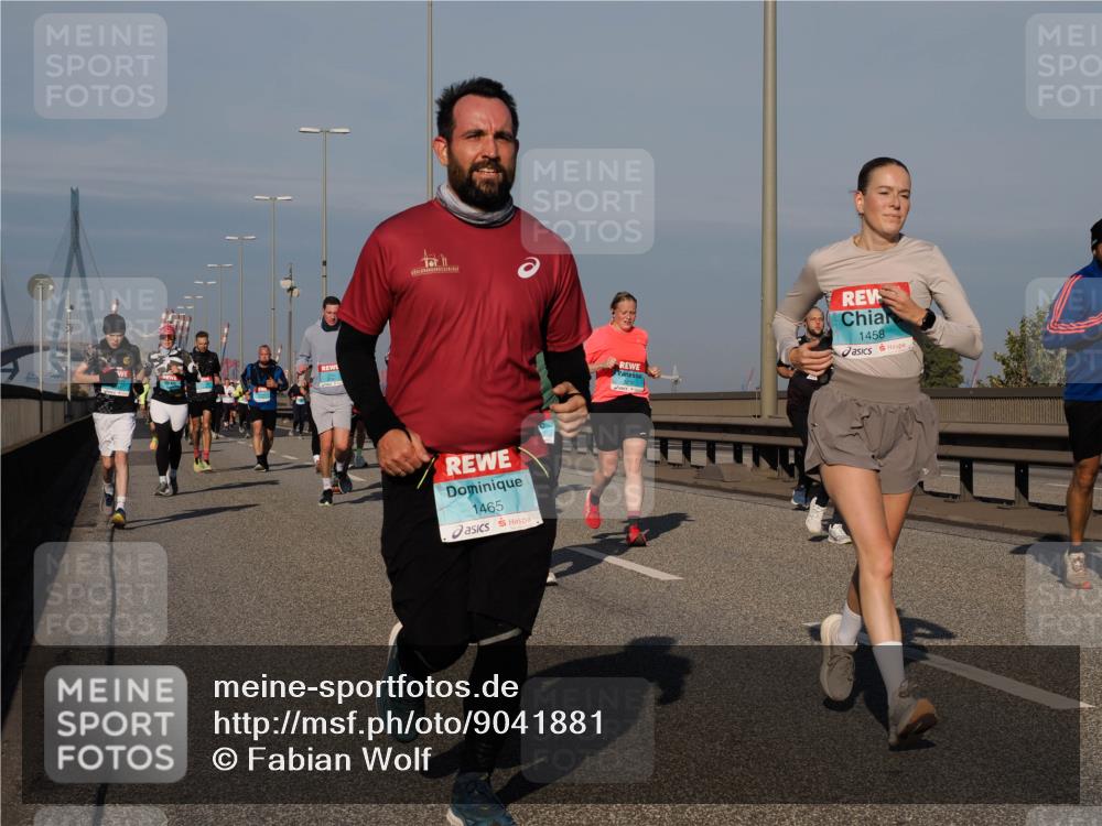 03.10.2025 - Köhlbrandbrückenlauf Fabian Wolf http://msf.ph/oto/9041881 03.10.2025 09:55:34 Position 3 1465, 3210, 1458 meine-sportfotos.de