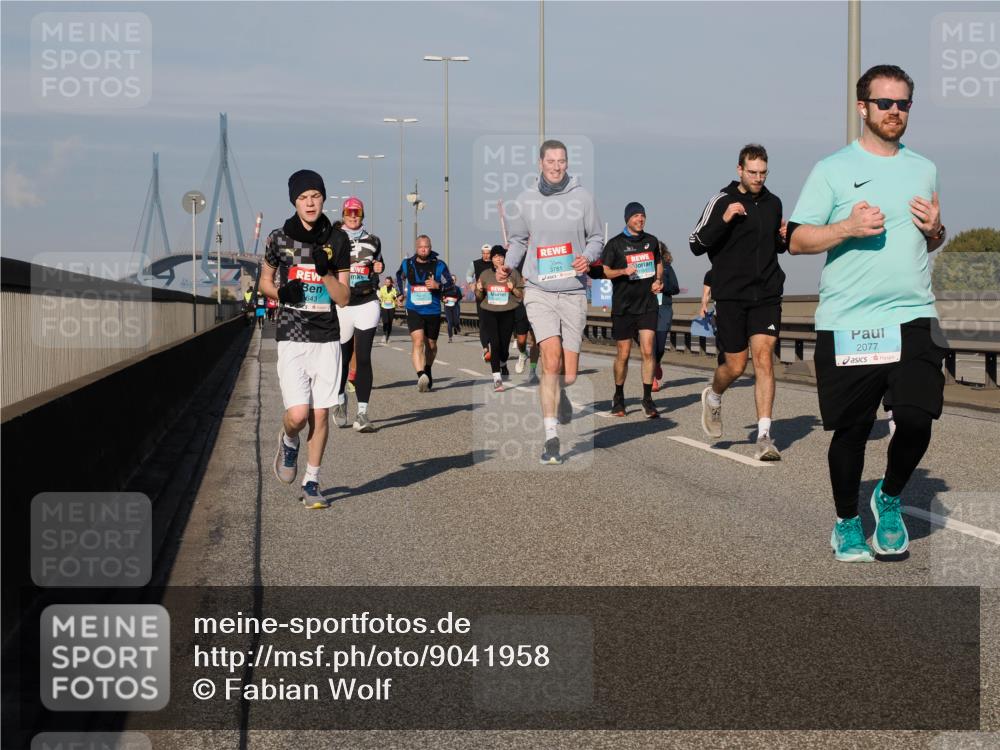 03.10.2025 - Köhlbrandbrückenlauf Fabian Wolf http://msf.ph/oto/9041958 03.10.2025 09:55:37 Position 3 6643, 3781, 2077 meine-sportfotos.de