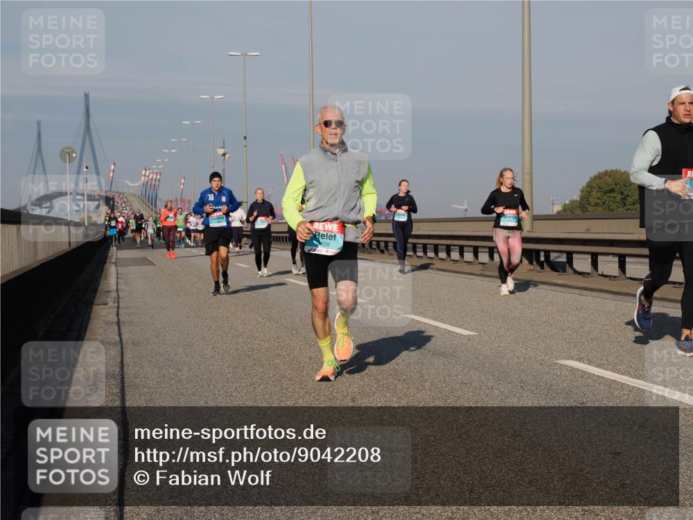 03.10.2025 - Köhlbrandbrückenlauf Fabian Wolf http://msf.ph/oto/9042208 03.10.2025 09:55:46 Position 3 3628 meine-sportfotos.de