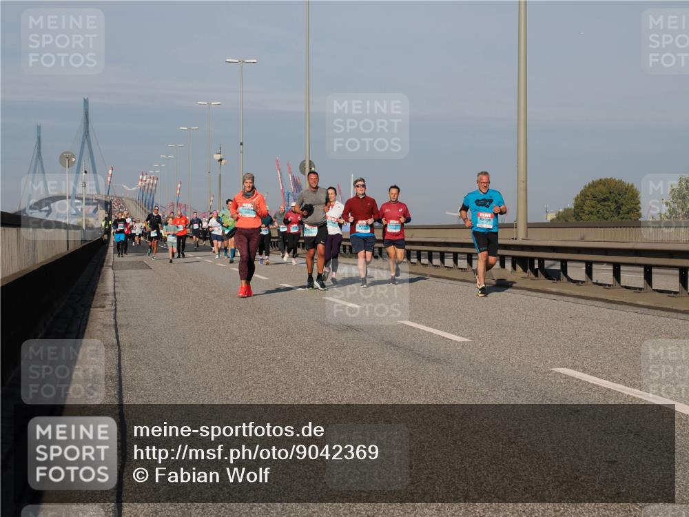 03.10.2025 - Köhlbrandbrückenlauf Fabian Wolf http://msf.ph/oto/9042369 03.10.2025 09:55:54 Position 3  meine-sportfotos.de
