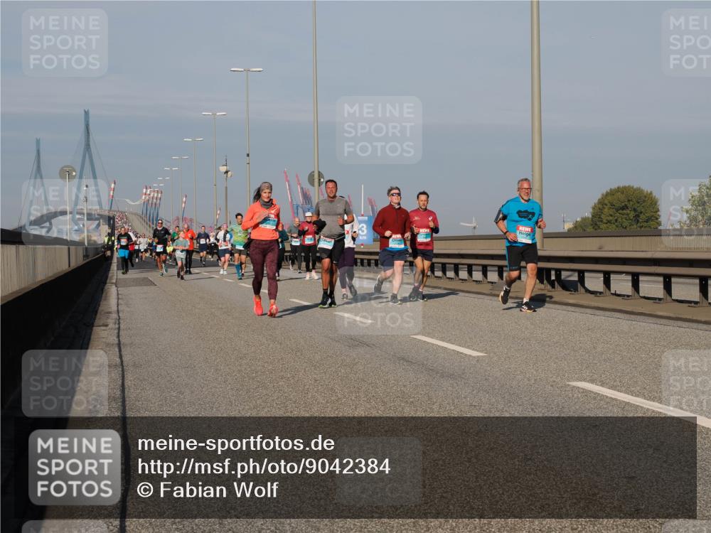 03.10.2025 - Köhlbrandbrückenlauf Fabian Wolf http://msf.ph/oto/9042384 03.10.2025 09:55:55 Position 3  meine-sportfotos.de