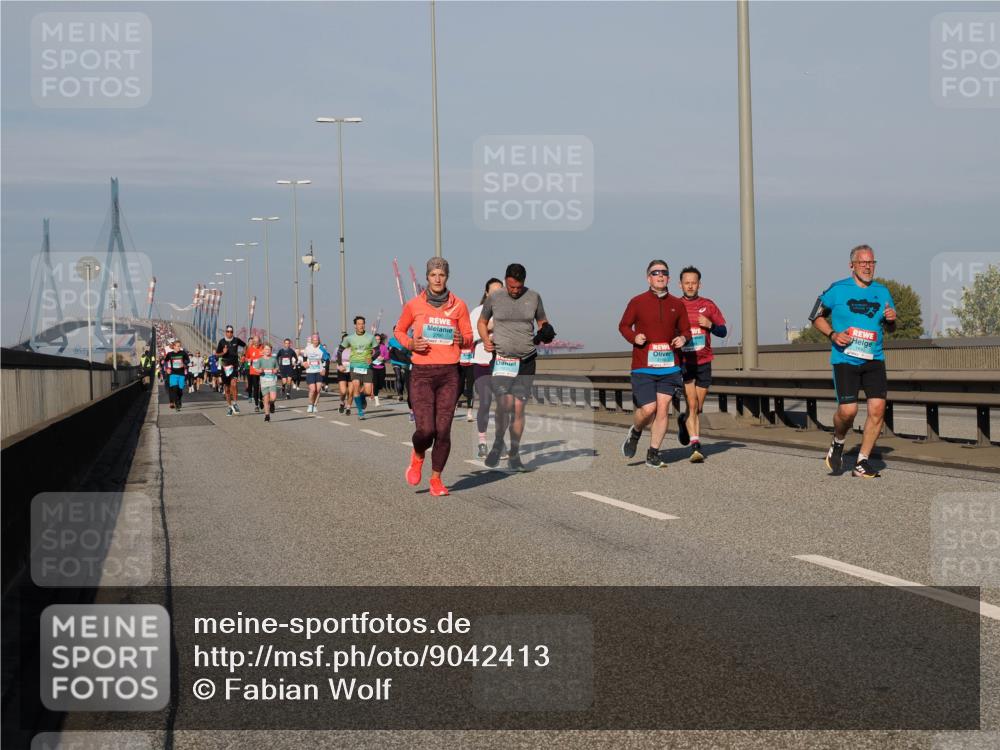 03.10.2025 - Köhlbrandbrückenlauf Fabian Wolf http://msf.ph/oto/9042413 03.10.2025 09:55:56 Position 3  meine-sportfotos.de