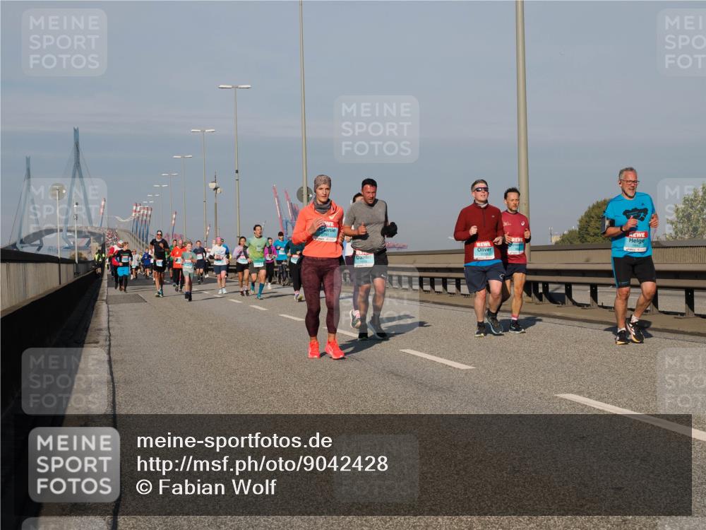 03.10.2025 - Köhlbrandbrückenlauf Fabian Wolf http://msf.ph/oto/9042428 03.10.2025 09:55:57 Position 3  meine-sportfotos.de