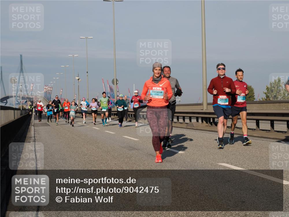 03.10.2025 - Köhlbrandbrückenlauf Fabian Wolf http://msf.ph/oto/9042475 03.10.2025 09:55:58 Position 3 2790, 2150 meine-sportfotos.de