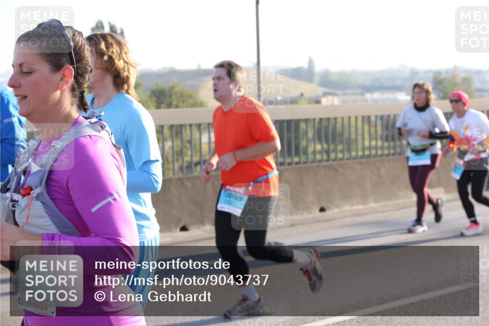 03.10.2025 - Köhlbrandbrückenlauf Lena Gebhardt http://msf.ph/oto/9043737 03.10.2025 09:26:49 Position 1 2637 meine-sportfotos.de