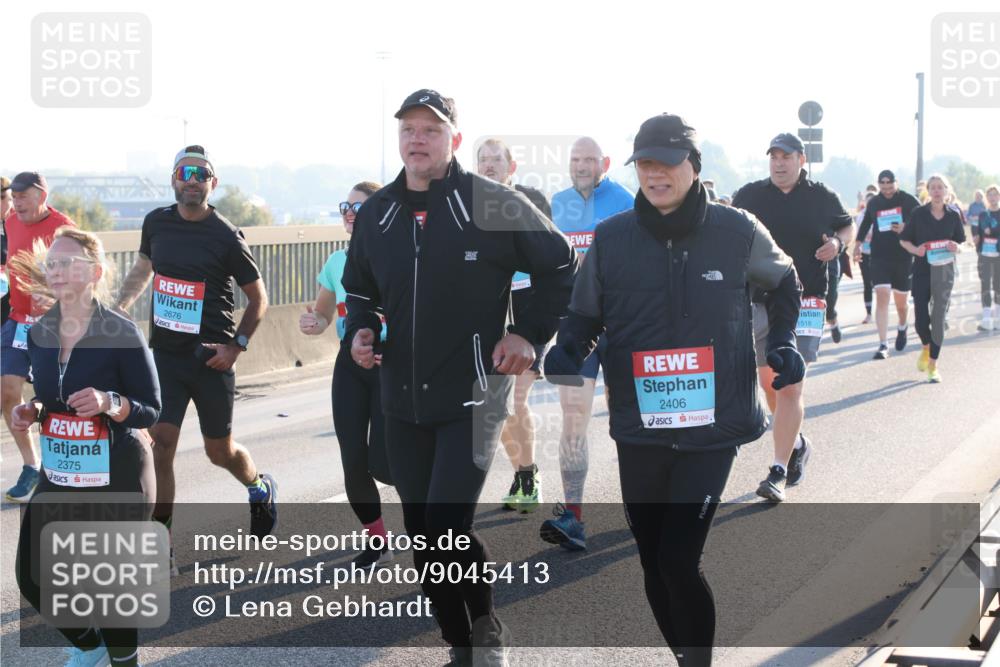03.10.2025 - Köhlbrandbrückenlauf Lena Gebhardt http://msf.ph/oto/9045413 03.10.2025 09:27:42 Position 1 2375, 2676, 2406, 1518 meine-sportfotos.de