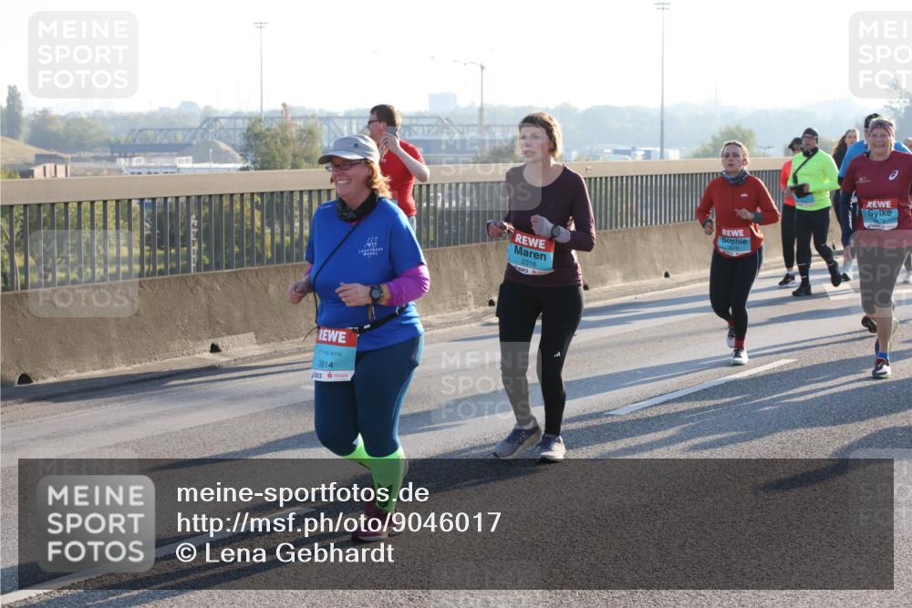 03.10.2025 - Köhlbrandbrückenlauf Lena Gebhardt http://msf.ph/oto/9046017 03.10.2025 09:28:01 Position 1 3814, 2316 meine-sportfotos.de