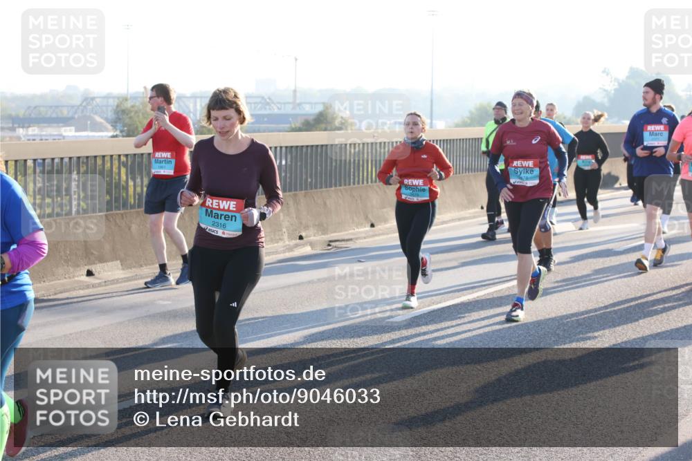 03.10.2025 - Köhlbrandbrückenlauf Lena Gebhardt http://msf.ph/oto/9046033 03.10.2025 09:28:01 Position 1 2316, 3479 meine-sportfotos.de