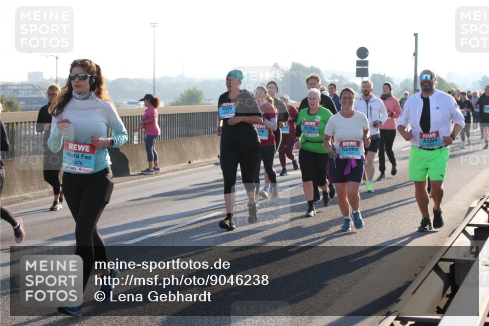 03.10.2025 - Köhlbrandbrückenlauf Lena Gebhardt http://msf.ph/oto/9046238 03.10.2025 09:28:08 Position 1 3476, 3453 meine-sportfotos.de