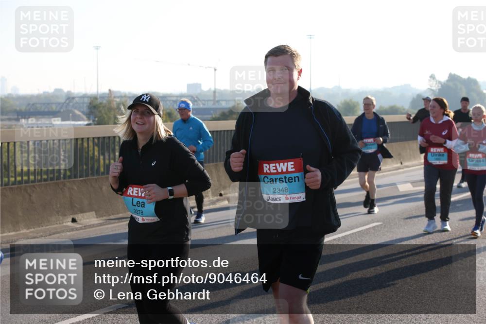 03.10.2025 - Köhlbrandbrückenlauf Lena Gebhardt http://msf.ph/oto/9046464 03.10.2025 09:28:18 Position 1 2378, 2348 meine-sportfotos.de