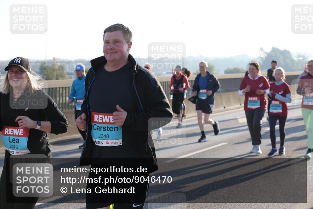 03.10.2025 - Köhlbrandbrückenlauf Lena Gebhardt http://msf.ph/oto/9046470 03.10.2025 09:28:18 Position 1 2378, 2348 meine-sportfotos.de