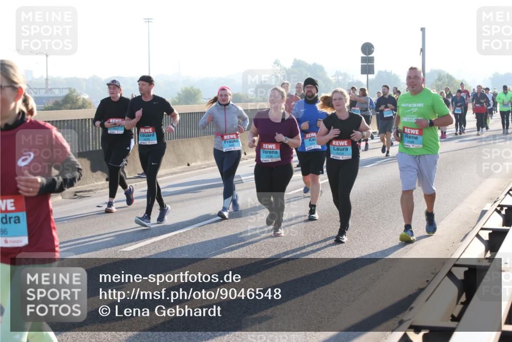 03.10.2025 - Köhlbrandbrückenlauf Lena Gebhardt http://msf.ph/oto/9046548 03.10.2025 09:28:21 Position 1 86, 3441, 2438, 2434, 3588 meine-sportfotos.de
