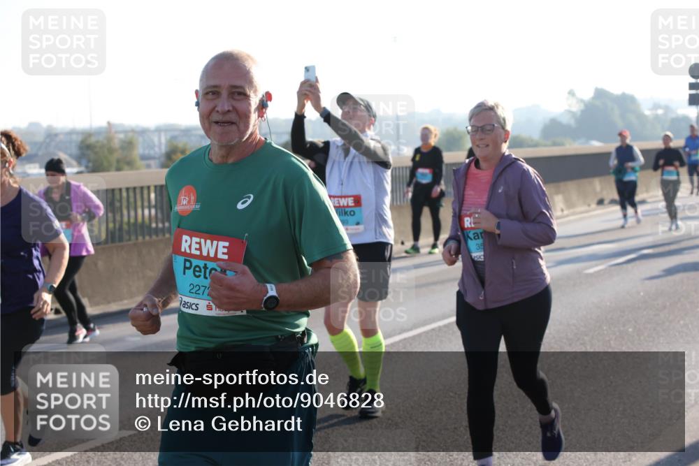 03.10.2025 - Köhlbrandbrückenlauf Lena Gebhardt http://msf.ph/oto/9046828 03.10.2025 09:28:39 Position 1 2272, 35 meine-sportfotos.de