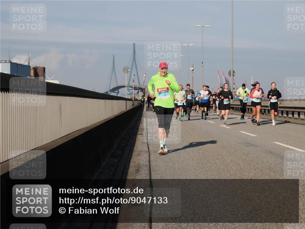03.10.2025 - Köhlbrandbrückenlauf Fabian Wolf http://msf.ph/oto/9047133 03.10.2025 09:59:10 Position 3 736 meine-sportfotos.de