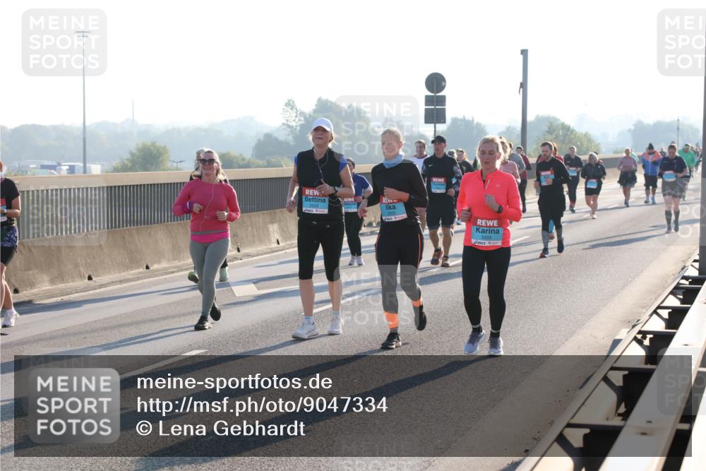 03.10.2025 - Köhlbrandbrückenlauf Lena Gebhardt http://msf.ph/oto/9047334 03.10.2025 09:29:13 Position 1 2550, 3225 meine-sportfotos.de