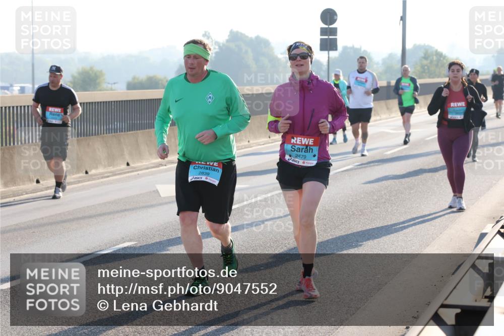 03.10.2025 - Köhlbrandbrückenlauf Lena Gebhardt http://msf.ph/oto/9047552 03.10.2025 09:29:33 Position 1 2839, 2479 meine-sportfotos.de