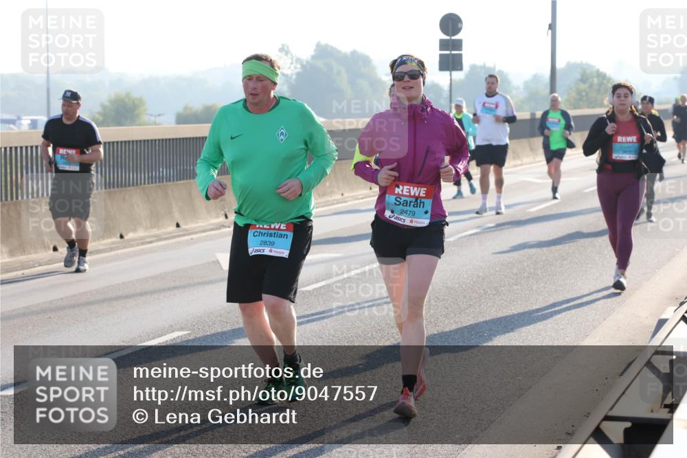 03.10.2025 - Köhlbrandbrückenlauf Lena Gebhardt http://msf.ph/oto/9047557 03.10.2025 09:29:33 Position 1 2839, 2479 meine-sportfotos.de