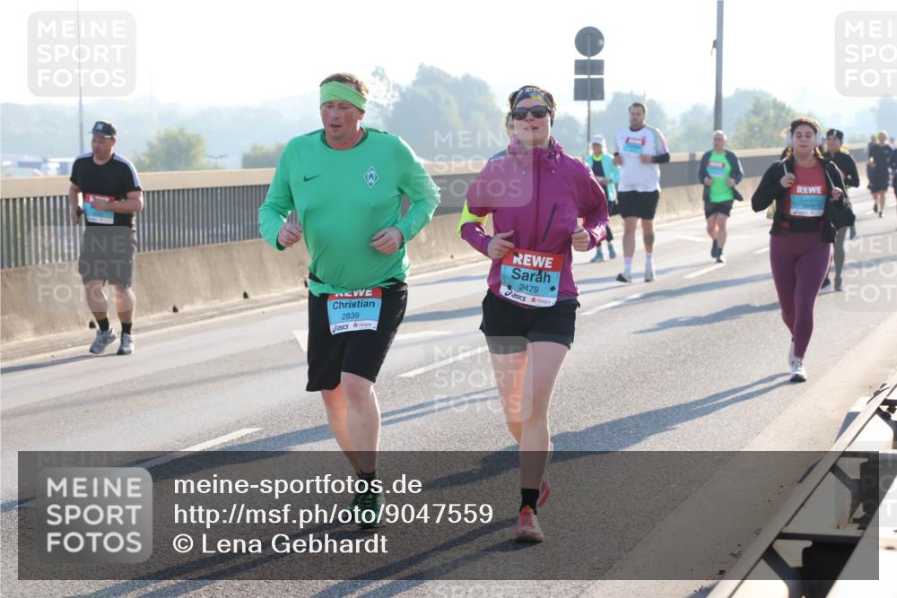 03.10.2025 - Köhlbrandbrückenlauf Lena Gebhardt http://msf.ph/oto/9047559 03.10.2025 09:29:33 Position 1 2839, 2479 meine-sportfotos.de