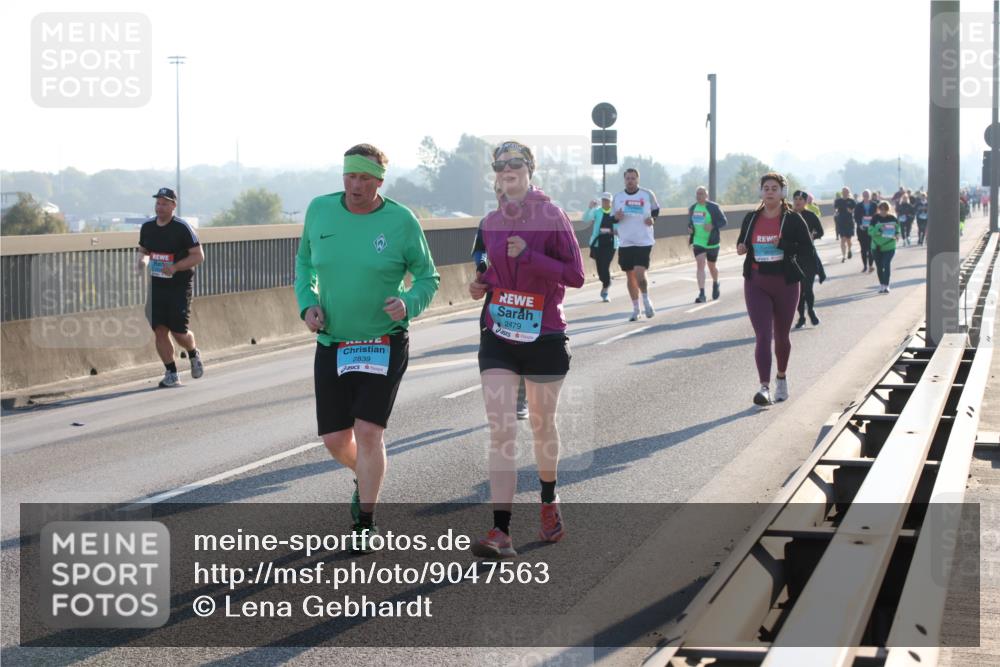 03.10.2025 - Köhlbrandbrückenlauf Lena Gebhardt http://msf.ph/oto/9047563 03.10.2025 09:29:33 Position 1 2839, 2479 meine-sportfotos.de
