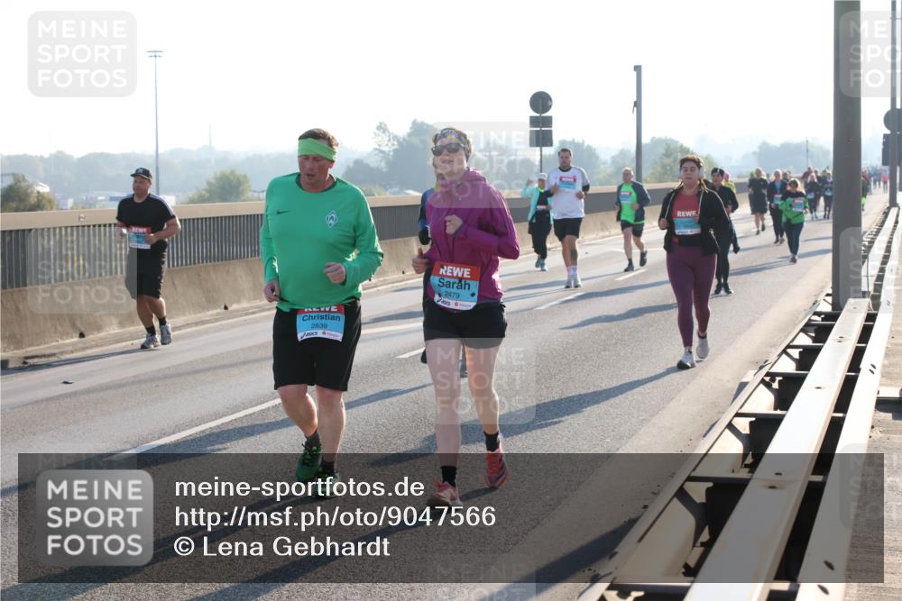 03.10.2025 - Köhlbrandbrückenlauf Lena Gebhardt http://msf.ph/oto/9047566 03.10.2025 09:29:33 Position 1 2839, 2479 meine-sportfotos.de