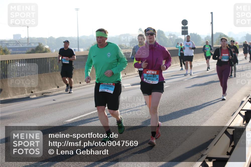 03.10.2025 - Köhlbrandbrückenlauf Lena Gebhardt http://msf.ph/oto/9047569 03.10.2025 09:29:34 Position 1 2839, 2479 meine-sportfotos.de
