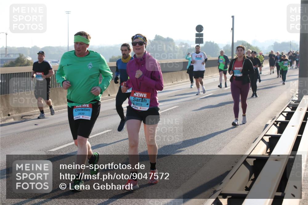 03.10.2025 - Köhlbrandbrückenlauf Lena Gebhardt http://msf.ph/oto/9047572 03.10.2025 09:29:34 Position 1 2839, 2479 meine-sportfotos.de