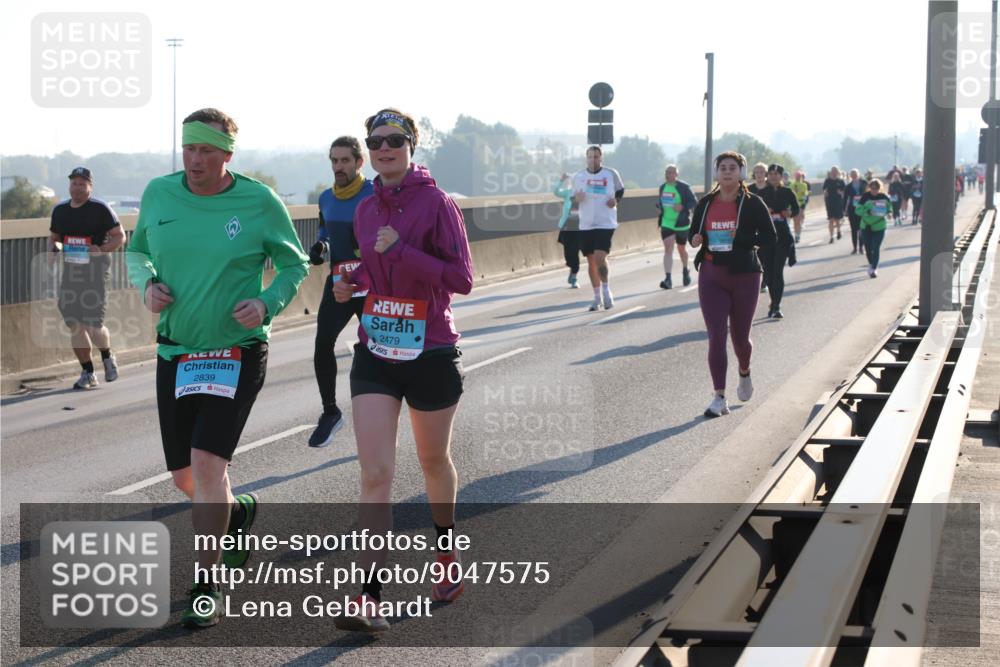 03.10.2025 - Köhlbrandbrückenlauf Lena Gebhardt http://msf.ph/oto/9047575 03.10.2025 09:29:34 Position 1 2839, 2479 meine-sportfotos.de