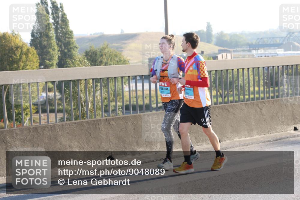 03.10.2025 - Köhlbrandbrückenlauf Lena Gebhardt http://msf.ph/oto/9048089 03.10.2025 09:30:15 Position 1 3637, 639 meine-sportfotos.de