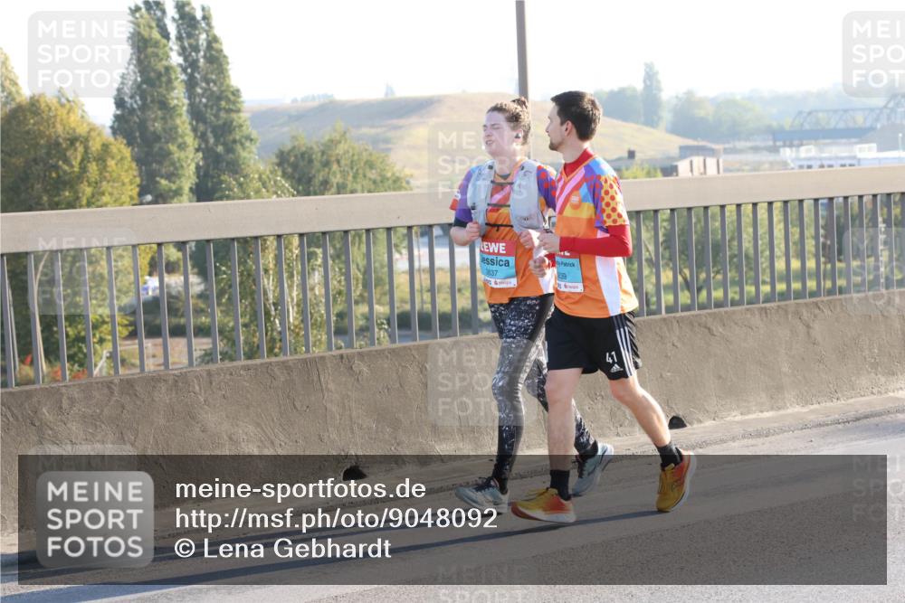 03.10.2025 - Köhlbrandbrückenlauf Lena Gebhardt http://msf.ph/oto/9048092 03.10.2025 09:30:15 Position 1 3637, 63, 9, 41 meine-sportfotos.de